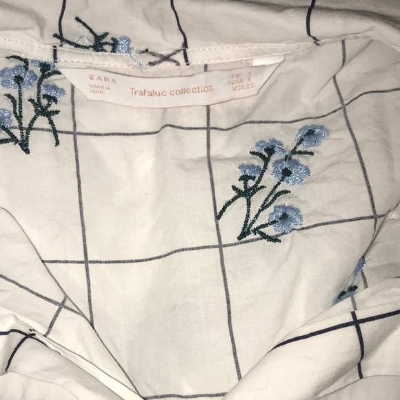 Zara Trafaluc collection size small button down shirt 💕 - Picture 3 of 3